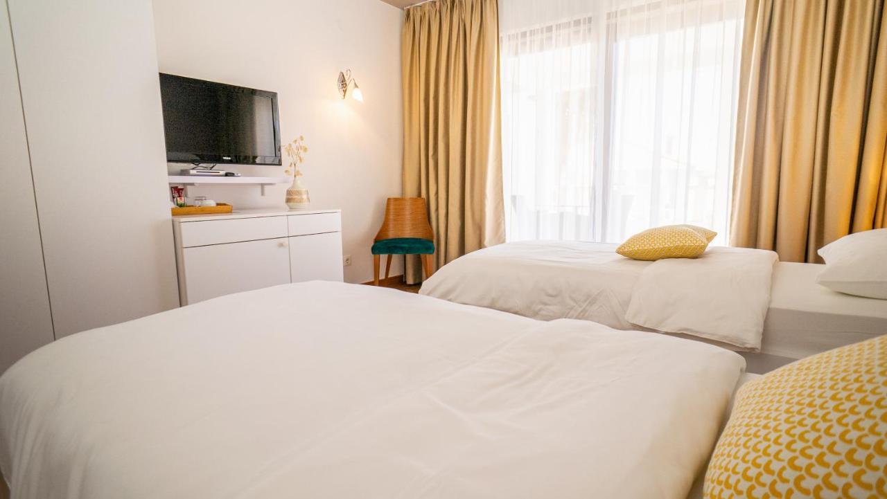 Villa Ana Τρογκίρ Εξωτερικό φωτογραφία