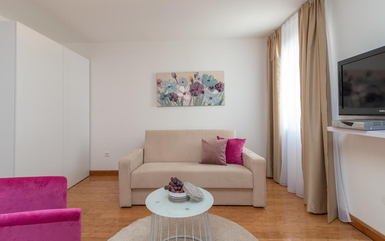 Villa Ana Τρογκίρ Εξωτερικό φωτογραφία