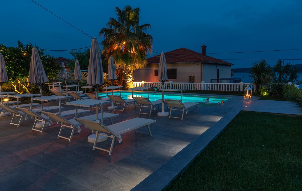 Villa Ana Τρογκίρ Εξωτερικό φωτογραφία